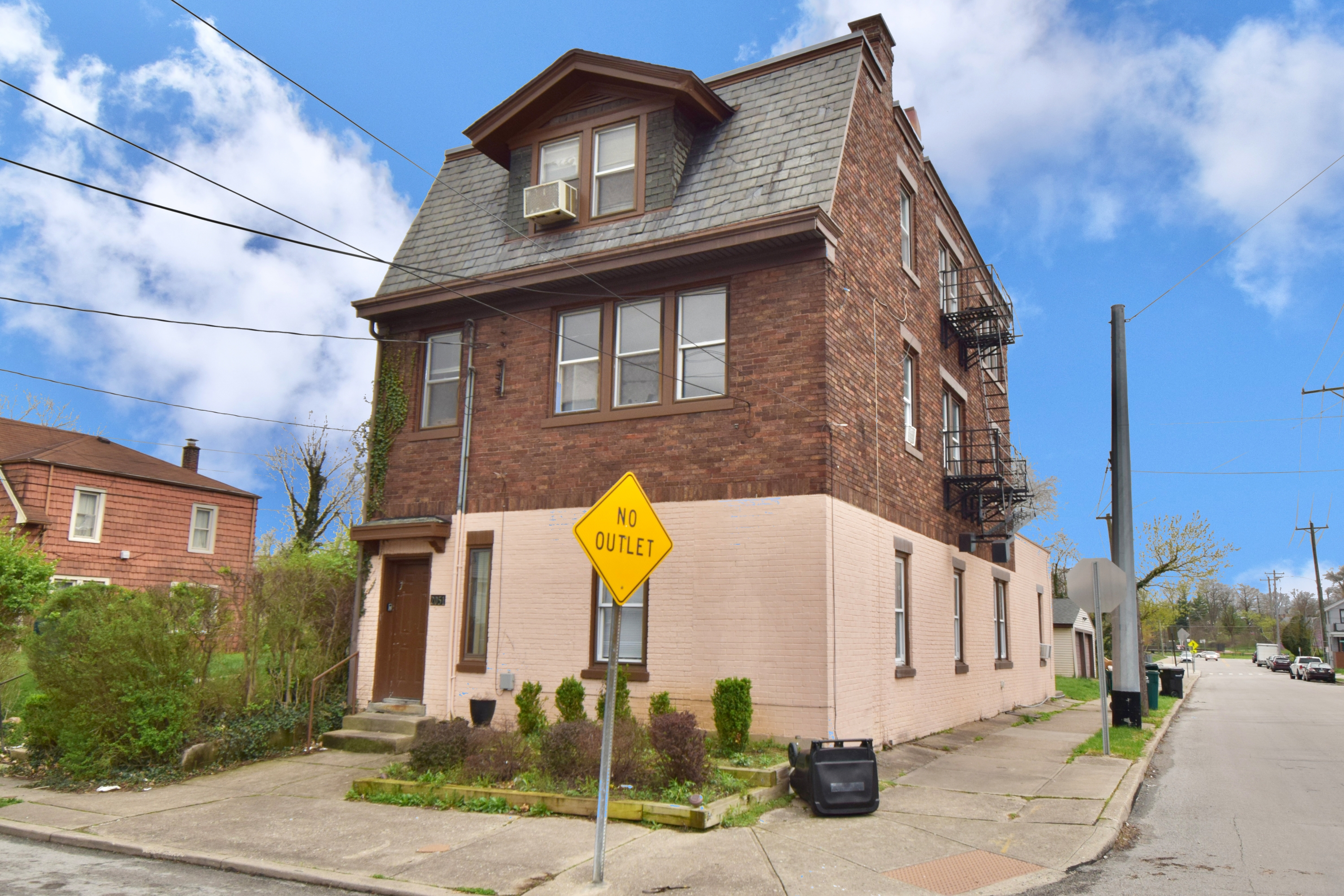 2051 Hewitt Avenue - 2