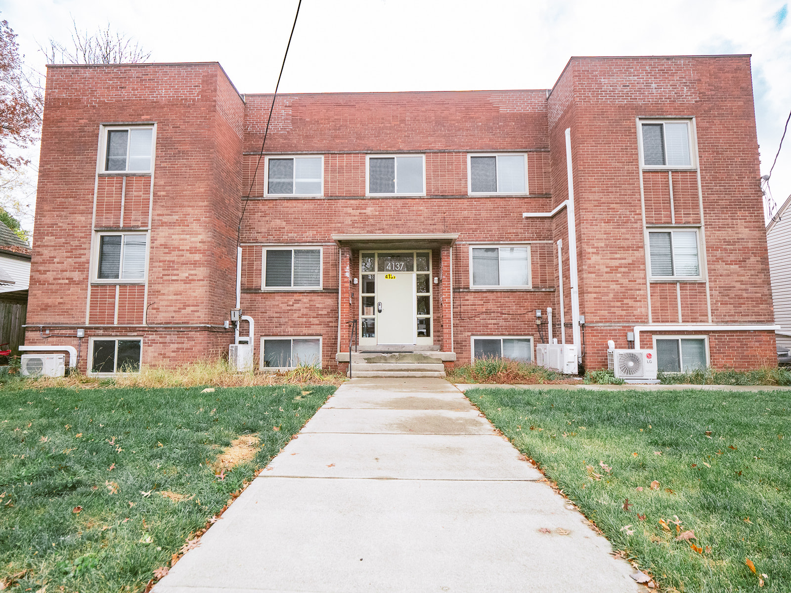 4137 East Galbraith Road - 8