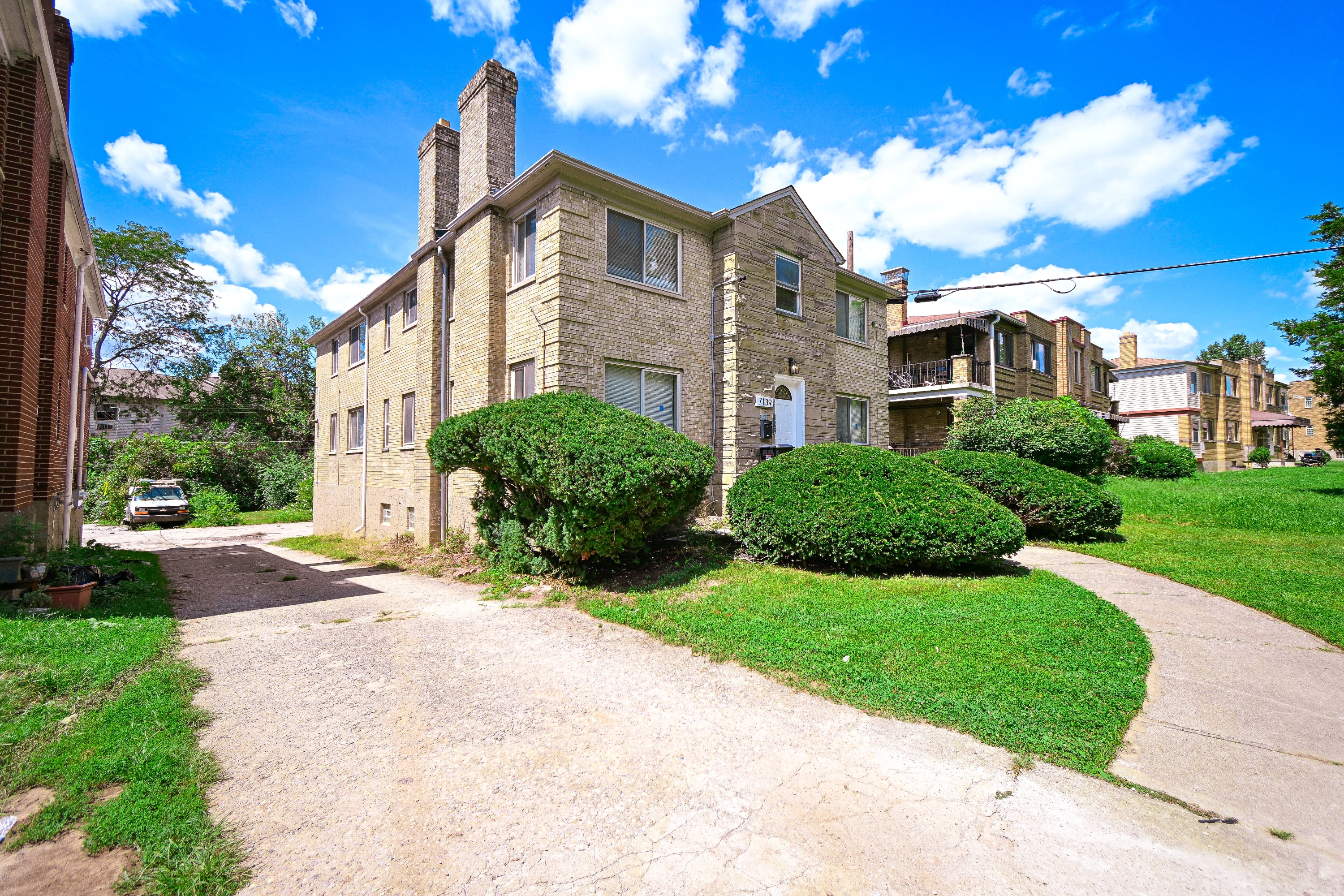 Property thumbnail image