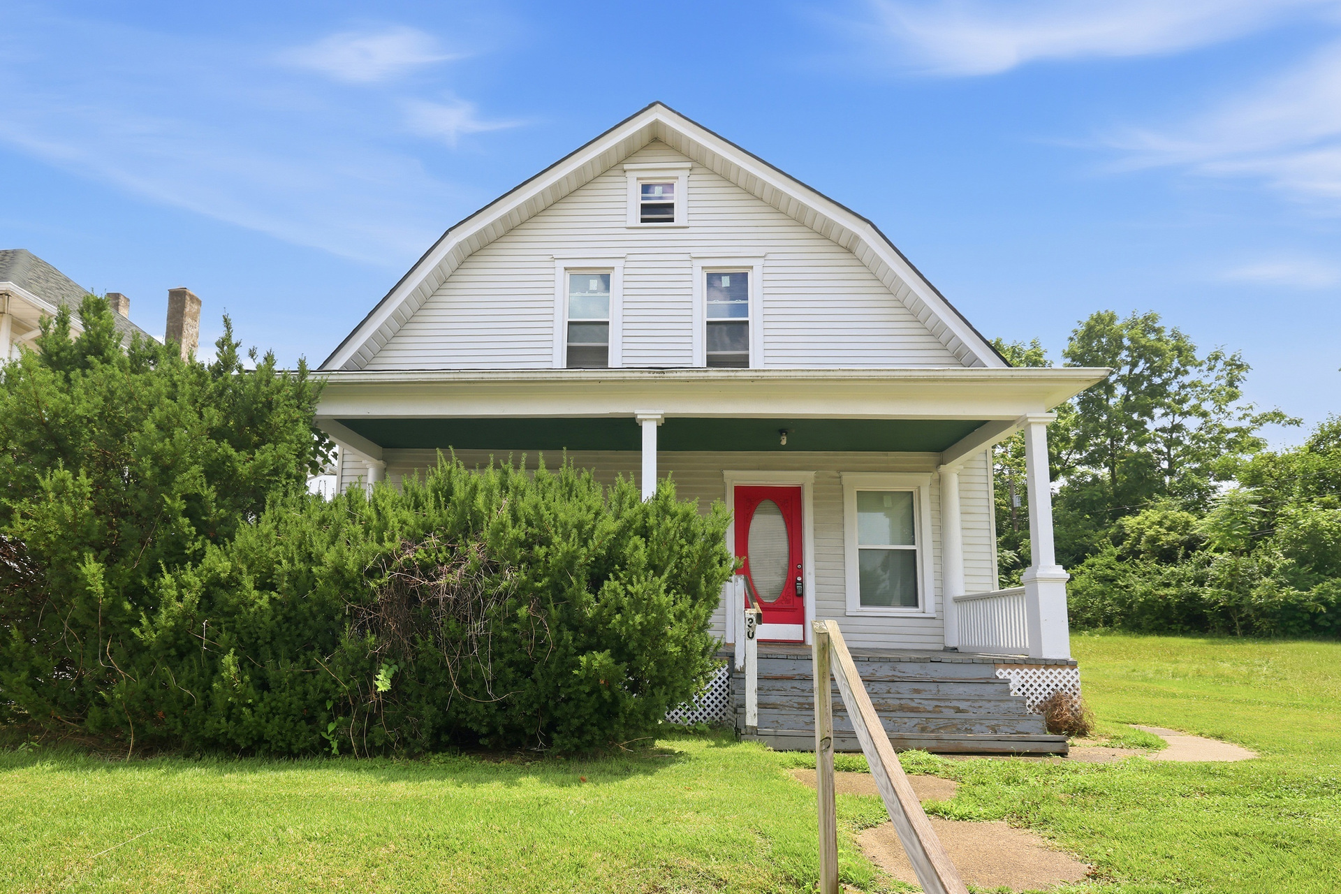 30-32 Lagonda Ave - 30