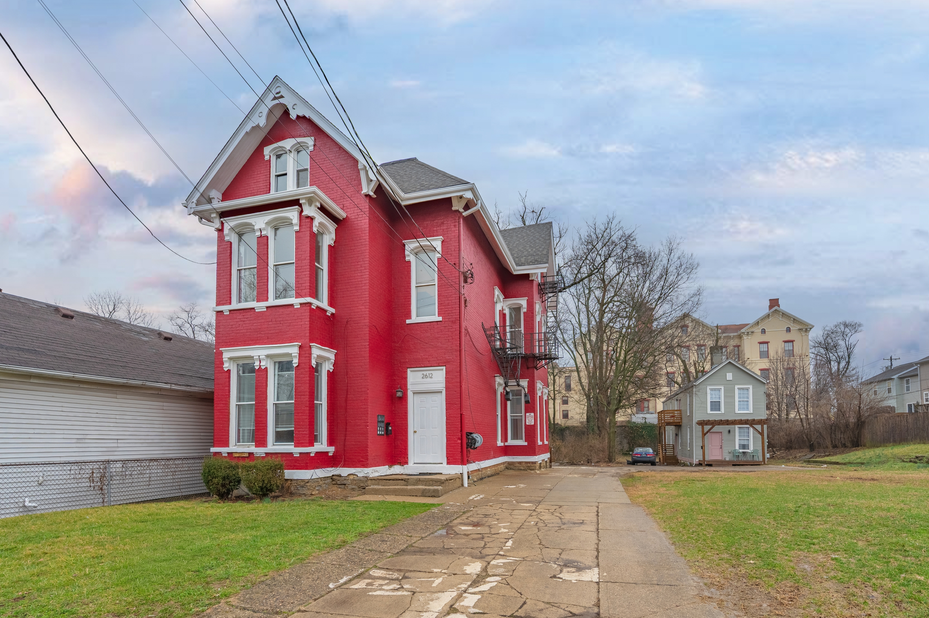 Property main image