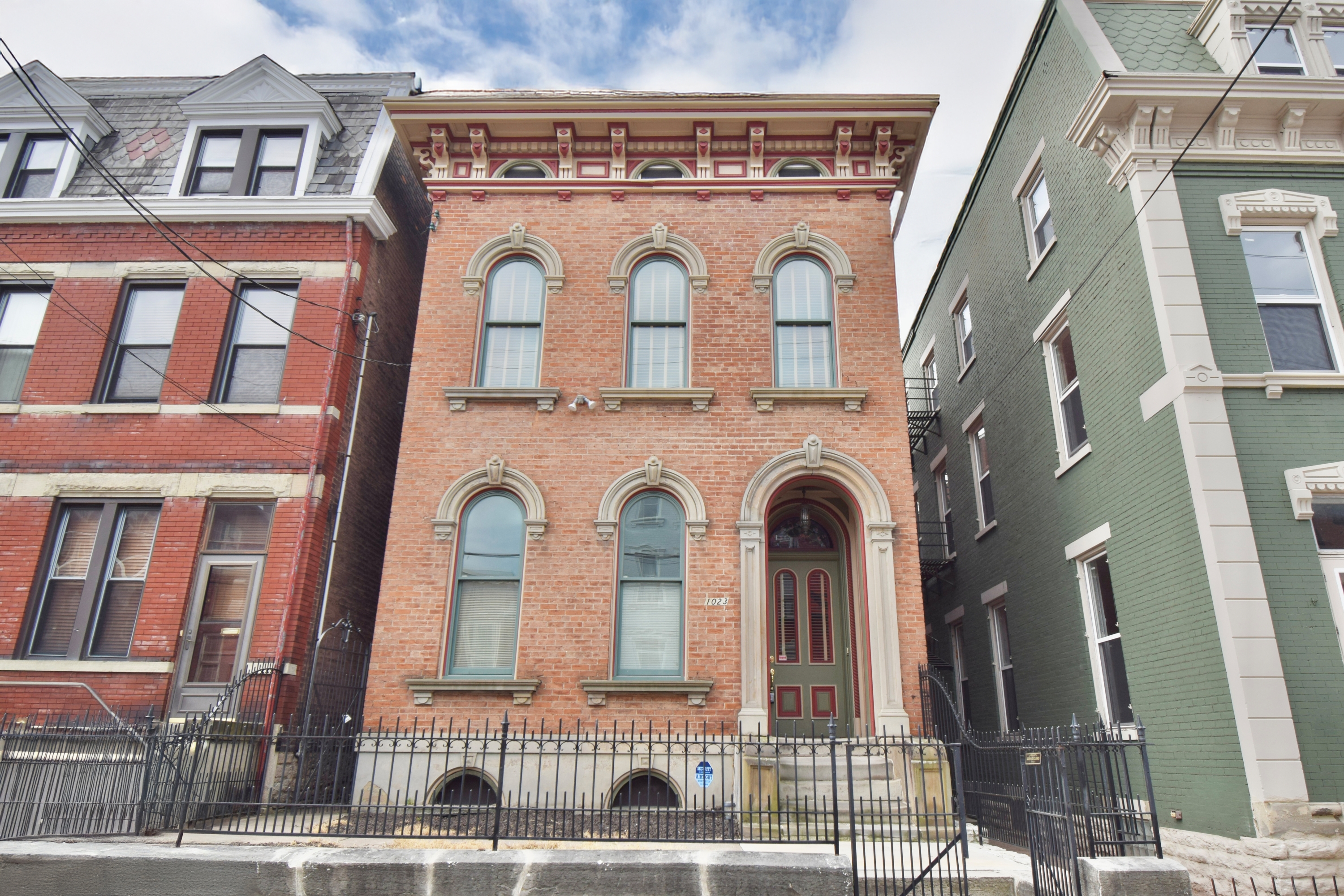 1023 Dayton Street - 2