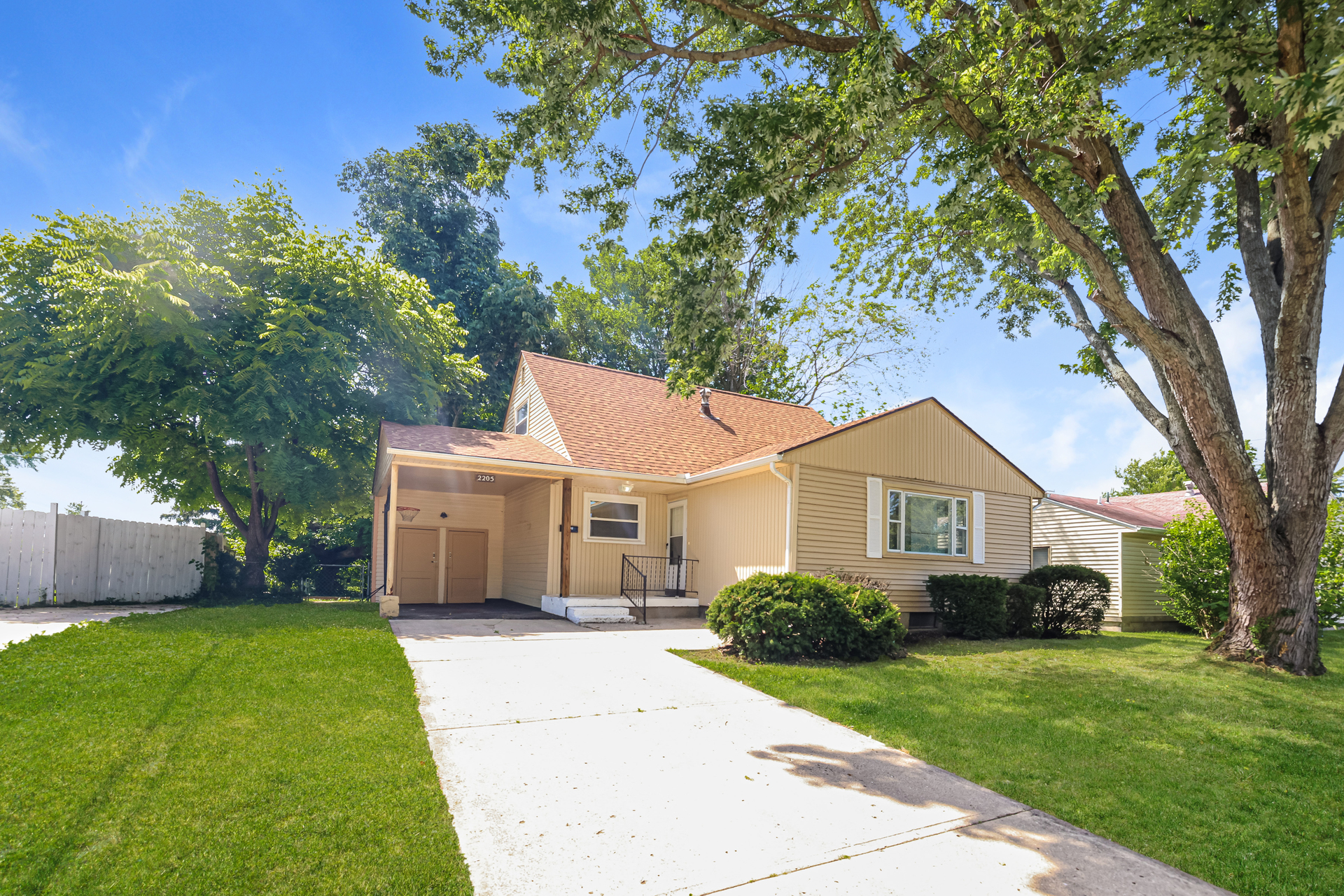 Property thumbnail image